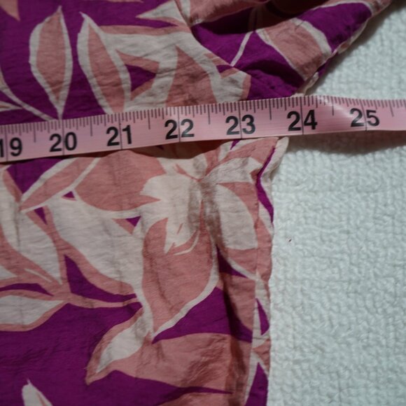 Pink & Purple Floral Drew Crop Button-Up Blouse - Tropical Vibes! SZ XS - RUNS L - Picture 10 of 11